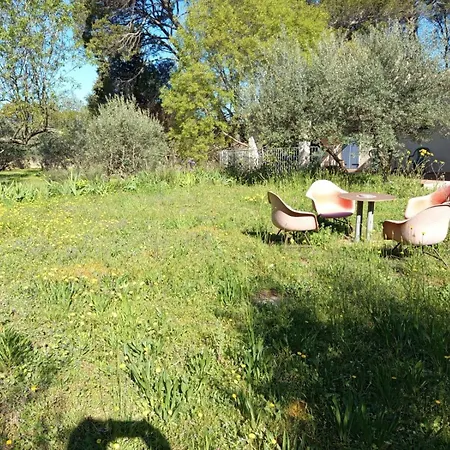 De Plain-pied Avec Jacuzzi Privatif, Jardin Et Climatisation à Casa de Férias *